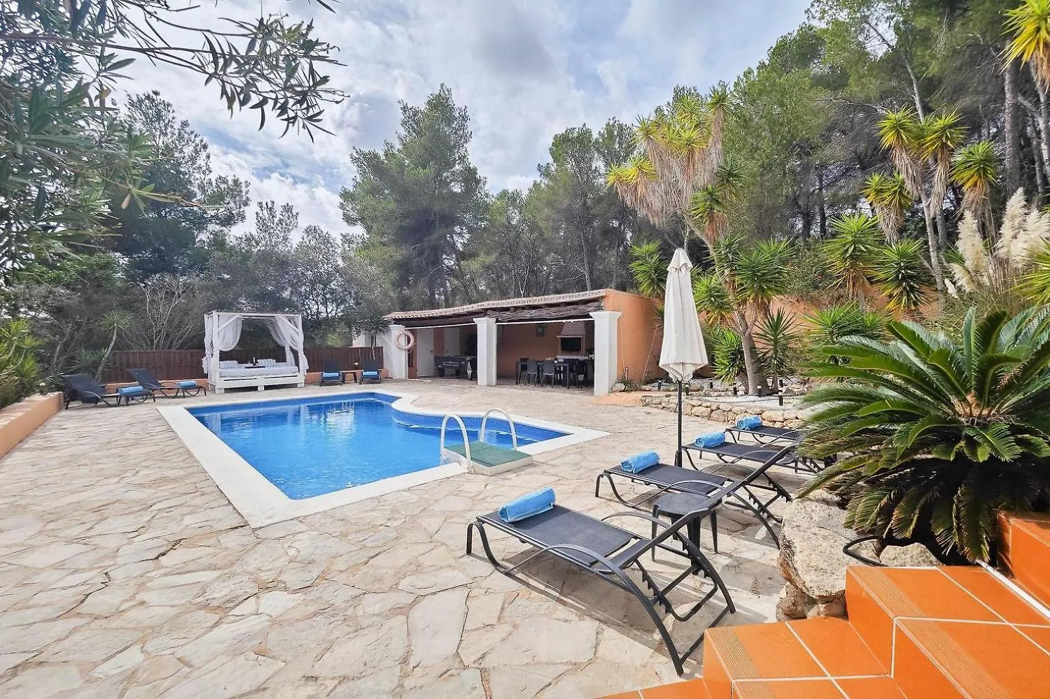 Villa Mercedes Cala Llonga  Cala Llonga (Ibiza)